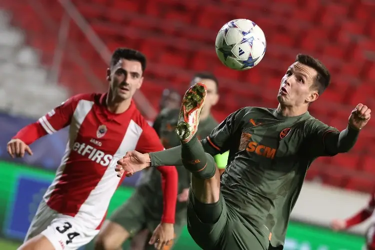 Shakhtar saca el orgullo y le remonta al Royal Antwerp en la Champions