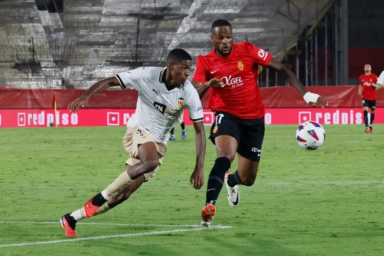 Javier Aguirre y el Mallorca dejan ir el triunfo ante Valencia 