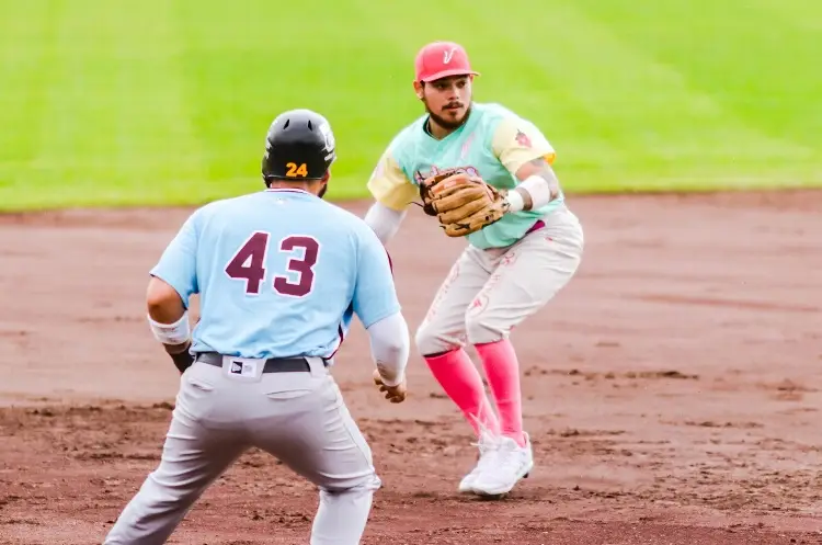 El Águila de Veracruz pierde la serie ante los Pericos de Puebla