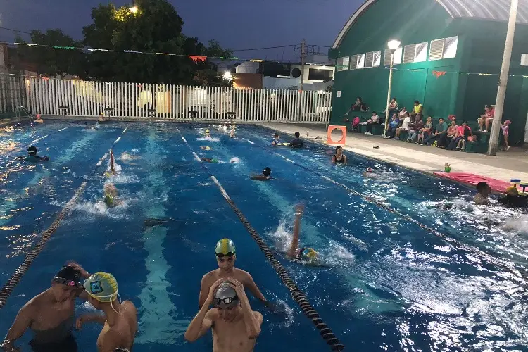 Alberca de la UD Fernando Pazos Sosa, un espacio para niños, jóvenes y adultos