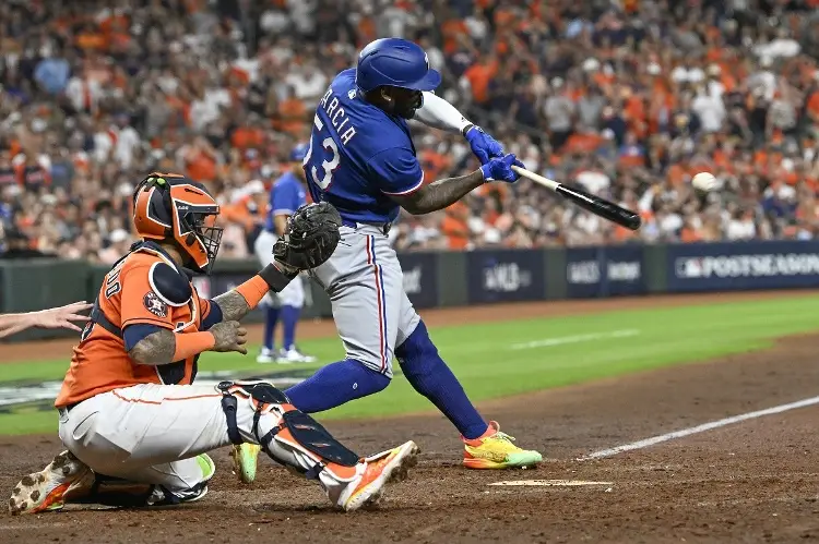 Rangers obligan a un último juego para ir a la Serie Mundial