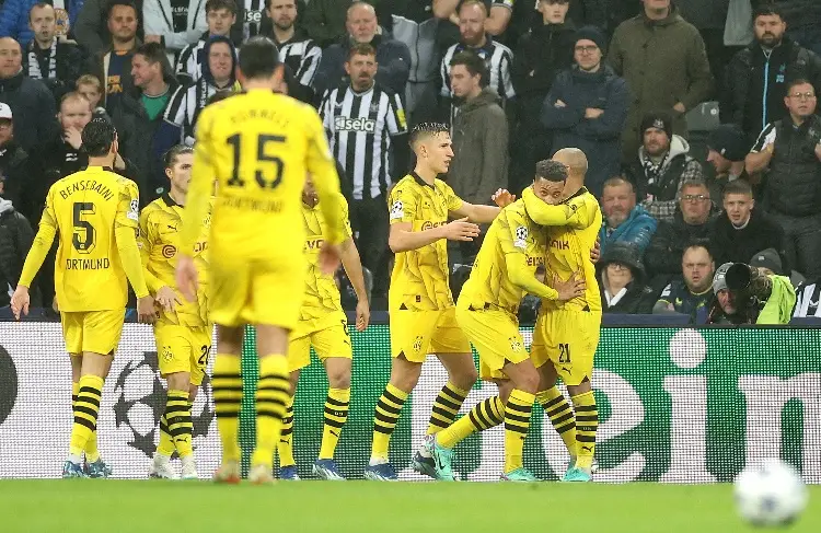 Dortmund consigue primer triunfo frente al Newcastle