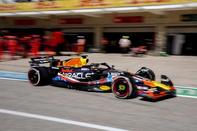 Verstappen el más rápido en las prácticas de GP de México, 'Checo' tercero