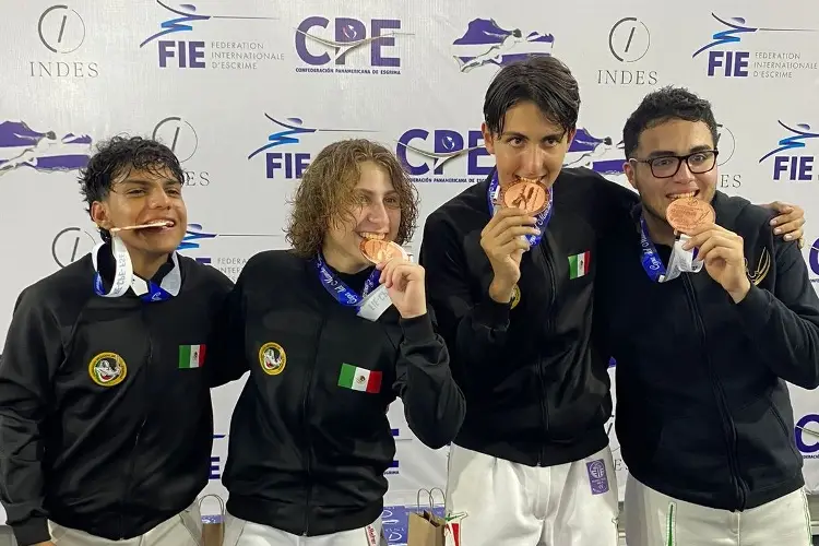 Veracruzano Ismael Chávez consigue tercer lugar en Copa del Mundo de Esgrima