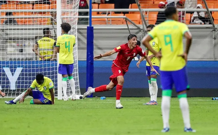 ¡Sorpresa en el Mundial Sub 17! Irán remonta en 20 minutos y le pega a Brasil