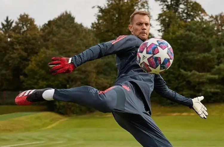 Neuer regresa a la Champions tras el calvario