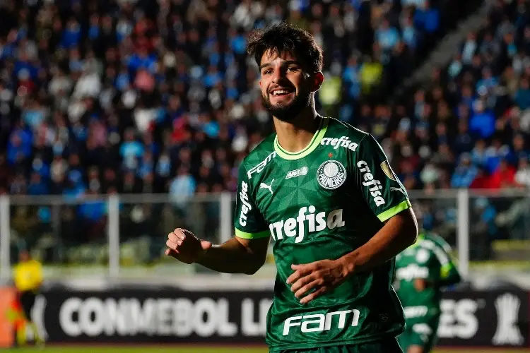 Palmeiras golea y acaricia el título de Brasil