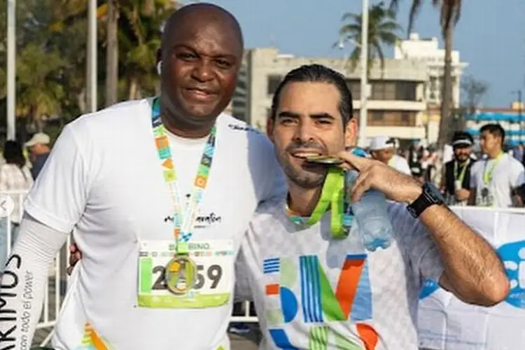 Ex capitán de América vino a Veracruz y corrió Medio Maratón