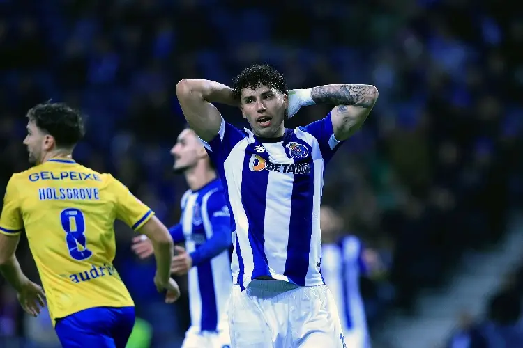Jorge Sánchez y el Porto son eliminados de la Copa