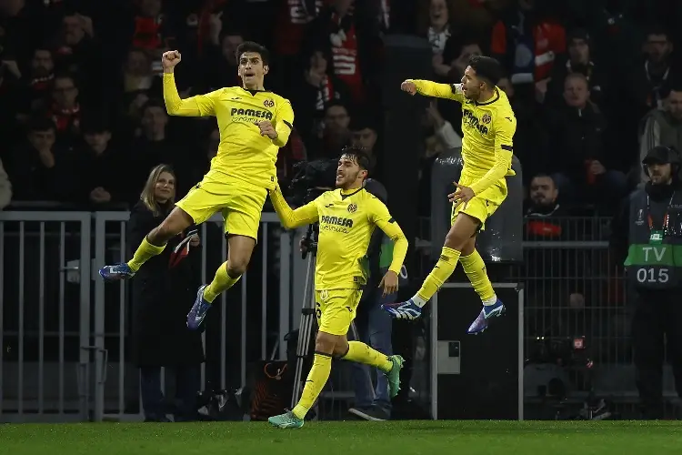 Villarreal asalta Rennes y logra la primera plaza tras un duelo frenético