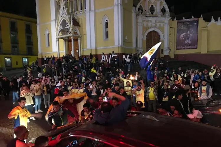 Tremenda fiesta en Xalapa por el título del América (VIDEO)
