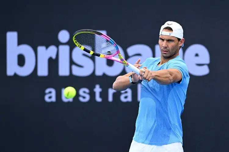 Rafa Nadal alista su regreso tras once meses de ausencia (VIDEOS)