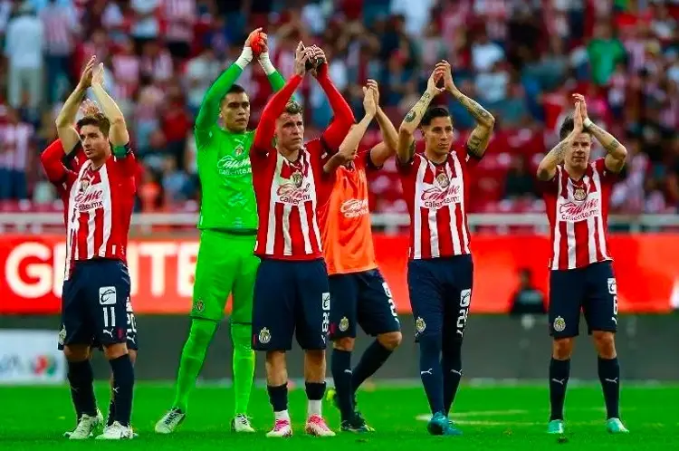¡Vaya traición! Este sería el nuevo equipo del ‘Chicote’ Calderón tras dejar Chivas 