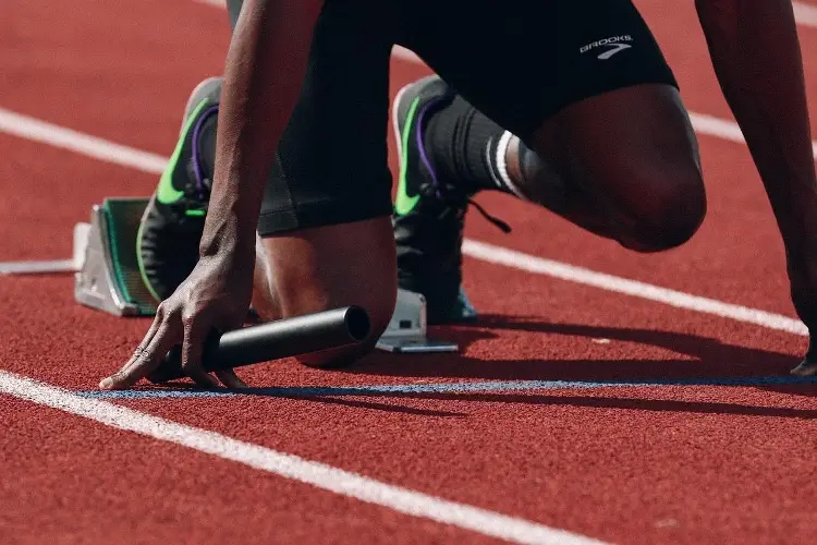 Encuentran muerto a un atleta tras ser apuñalado