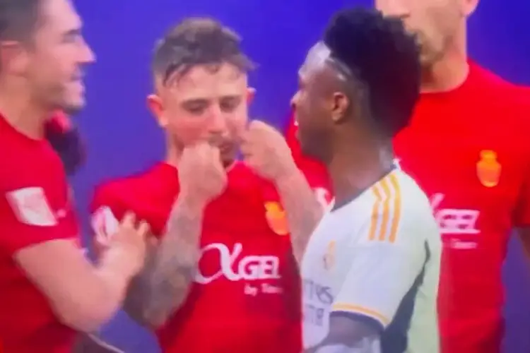 ¡Lo hace de nuevo! Jugador se vuelve a burlar de Vinicius en su cara (VIDEO)