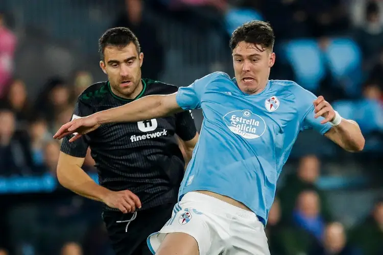 Un gol agónico le da triunfo al Celta de Vigo sobre el Real Betis