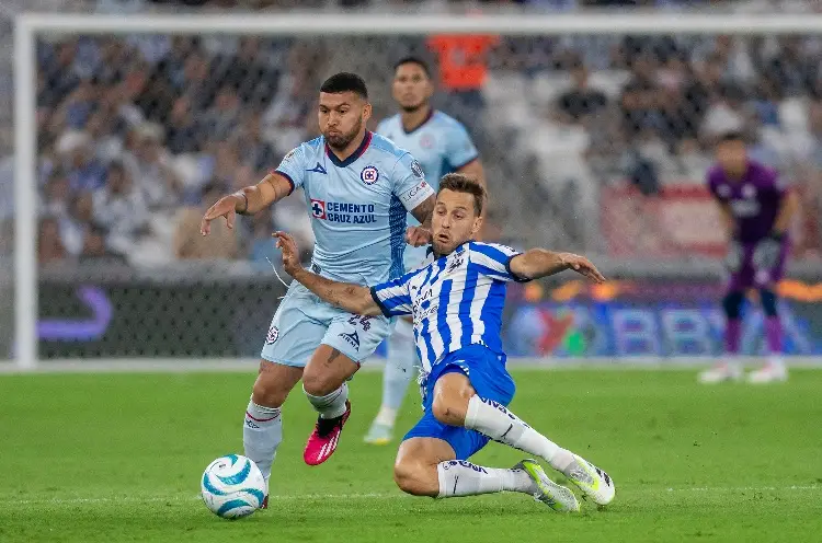 ¡No perdonan a Juan Escobar y se va de Cruz Azul!