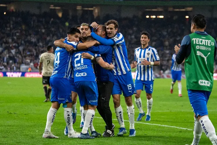 Rayados se estrena en el torneo venciendo a Puebla