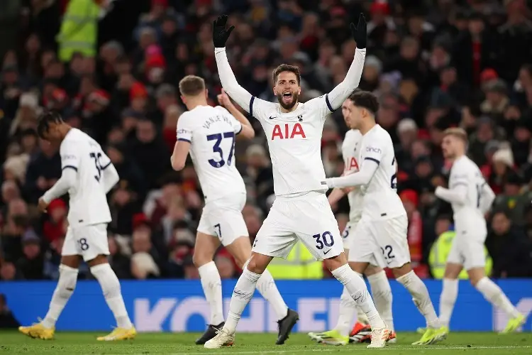 Trepidante empate entre Man United y Tottenham