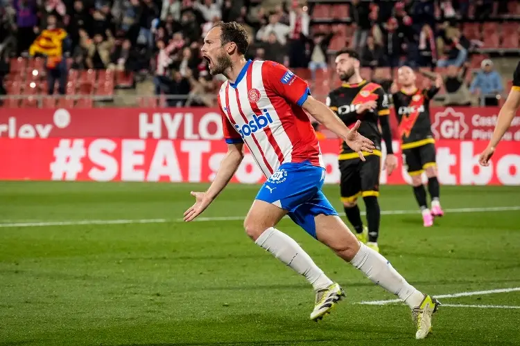 Girona se impone al Rayo y sigue soñando en la Copa del Rey 
