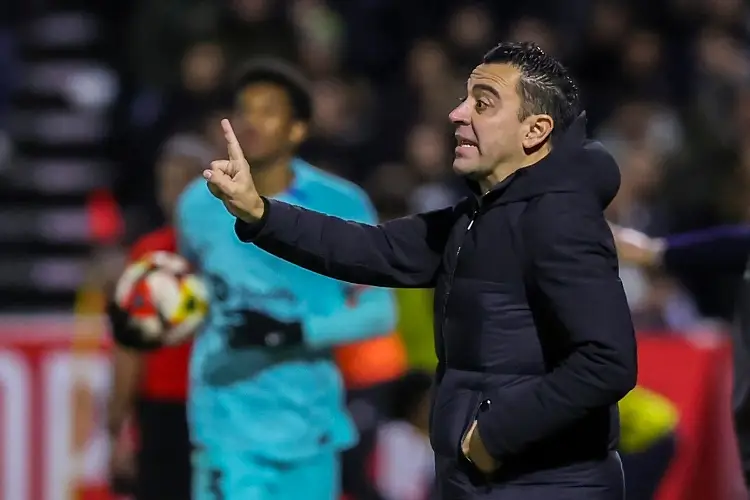 Xavi se va con 'buenas sensaciones' tras vencer a un equipo de Tercera