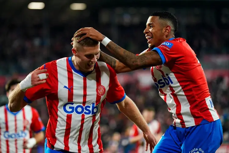 Girona recupera el liderato en España tras humillar al Sevilla