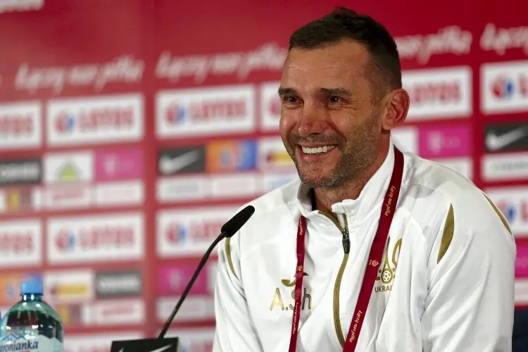 Shevchenko es nuevo presidente de la Federación Ucraniana de Fútbol