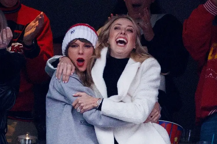 Embajada de Japón garantiza que Taylor Swift llegará al Super Bowl 