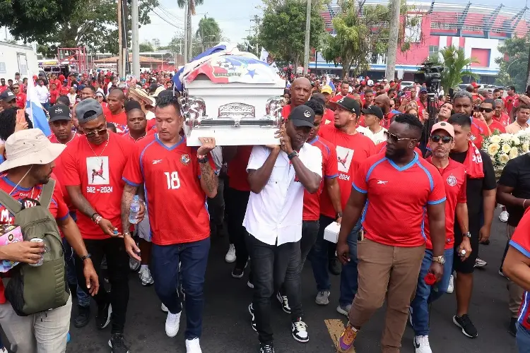 Así fue el último adiós al ex de los Tiburones Rojos, Luis Tejada