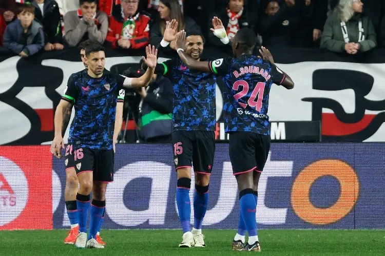 Sevilla acaba con racha negativa y vence al Rayo Vallecano