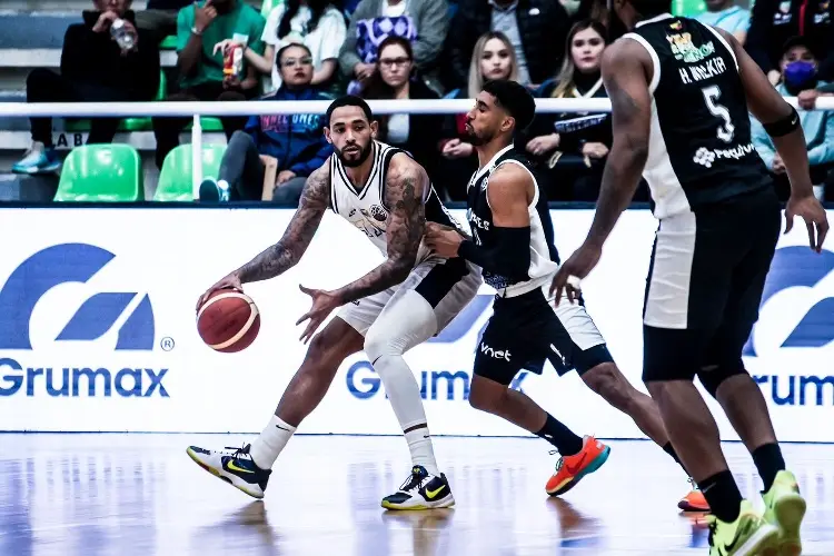 Halcones de Xalapa busca terminar como líder de grupo en la Champions League