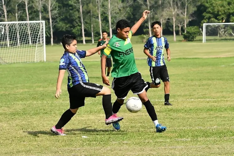 FNERR golea a Académicos en la Liga Municipal de Fútbol