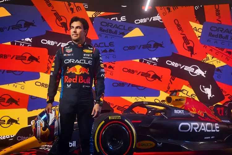 Representan el nuevo carro de Red Bull que manejará Checo Pérez