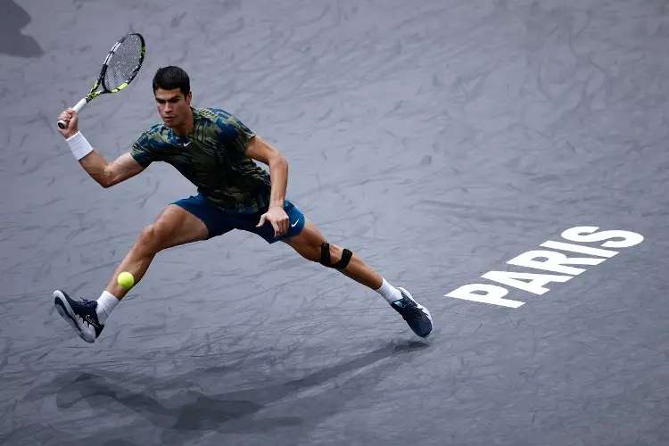 Alcaraz presiona a Djokovic en la pelea por el número uno del mundo