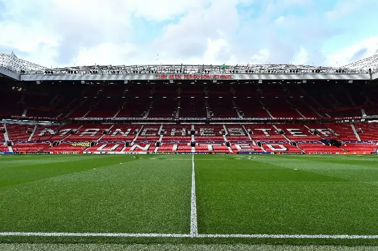 Quieren sacar al Manchester United de Old Trafford