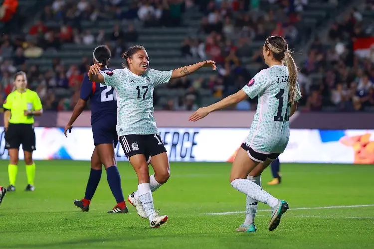 México golea sin piedad a República Domincana en la Copa Oro F