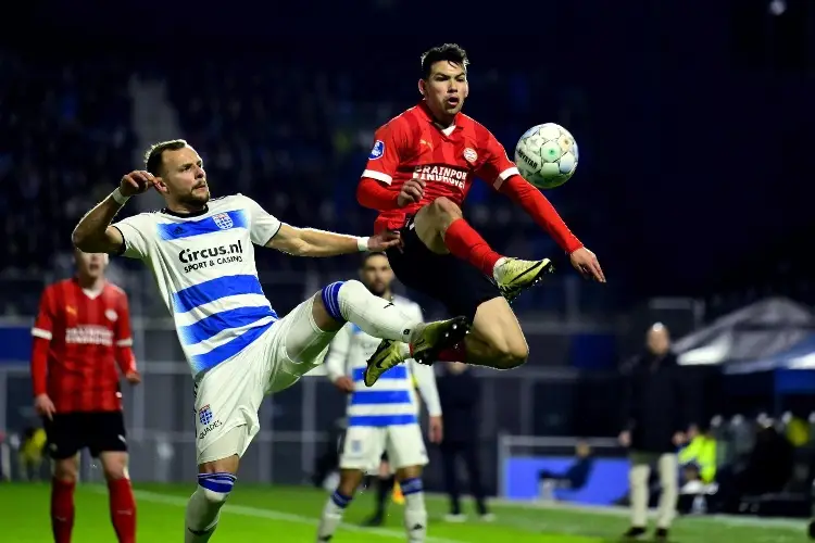 ‘Chucky’ Lozano y PSV propinan goleada de escándalo en la Eredivisie
