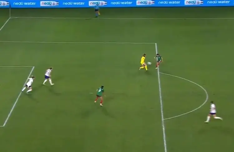 ¡Al estilo Gio Dos Santos! El golazo de Liz Ovalle en el triunfo de México vs Estados Unidos (VIDEO)