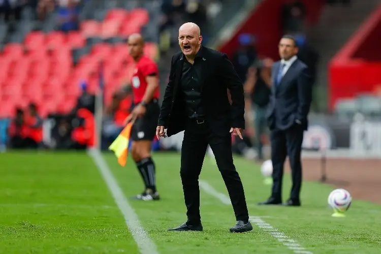 De ser despedido en Liga MX, a dirigir a un grande de Sudamérica
