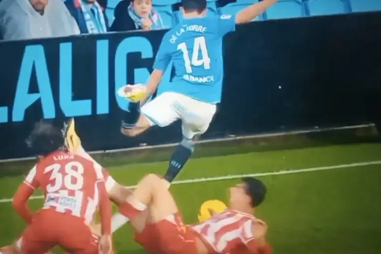Mexicano Luka Romero termina en el hospital tras brutal patada (VIDEO)
