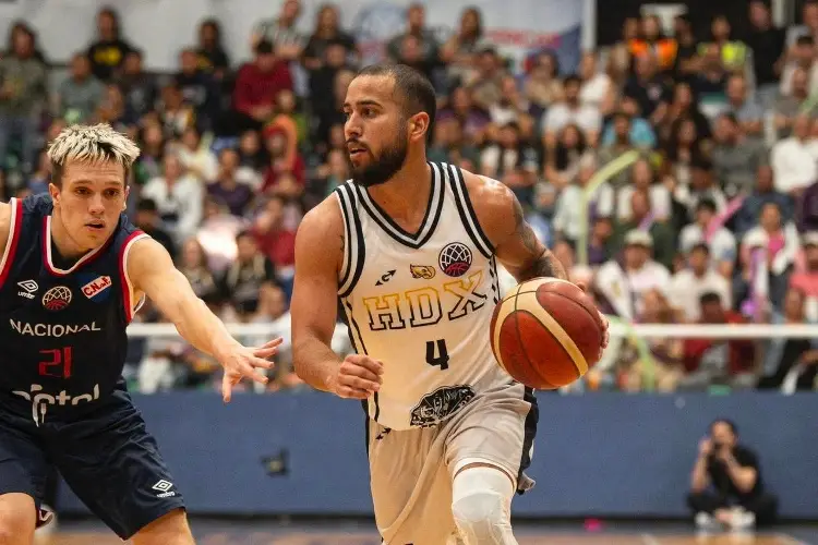 En tiempos extras, Halcones de Xalapa vence a Nacional de Uruguay en la Champions League