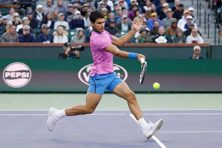 Alcaraz reconoce miedo a las abejas, luego de sufrir ataque en Indian Wells