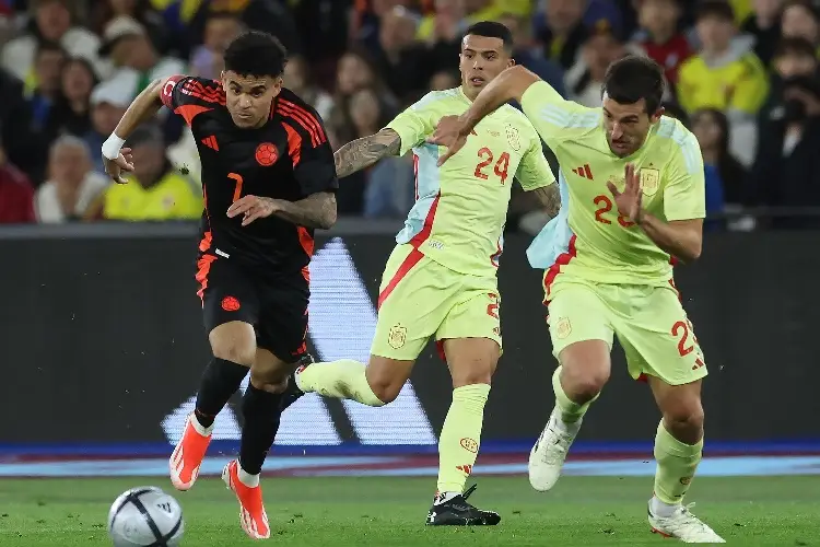 Colombia deja atrás victoria ante España y ahora va por Rumanía