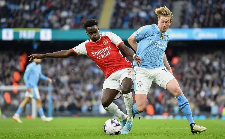 Arsenal desaprovecha el liderato tras empatar con Manchester City 