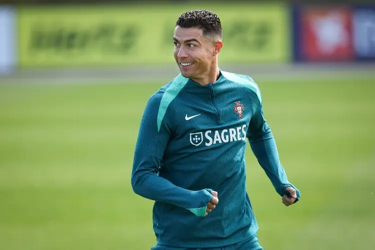 ¡Increíble! Subastarán cama en la que durmió Cristiano Ronaldo 