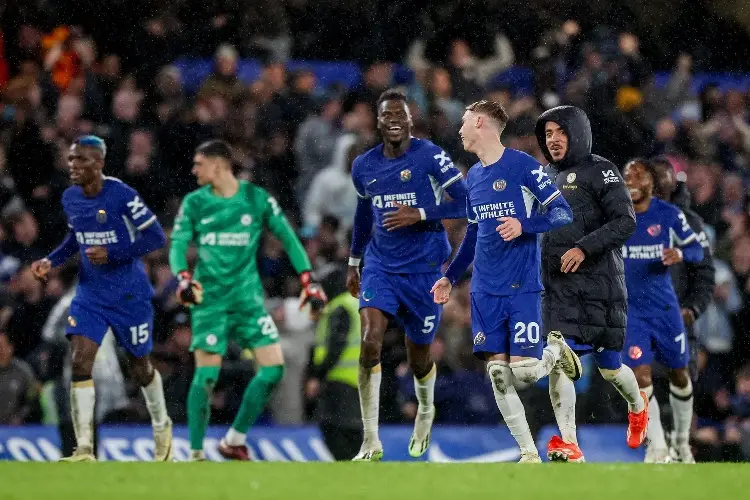 Chelsea no puede contra el último lugar de la Premier League