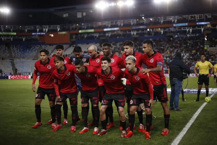 Récord de los Tiburones Rojos es amenazado por los Xolos de Tijuana 