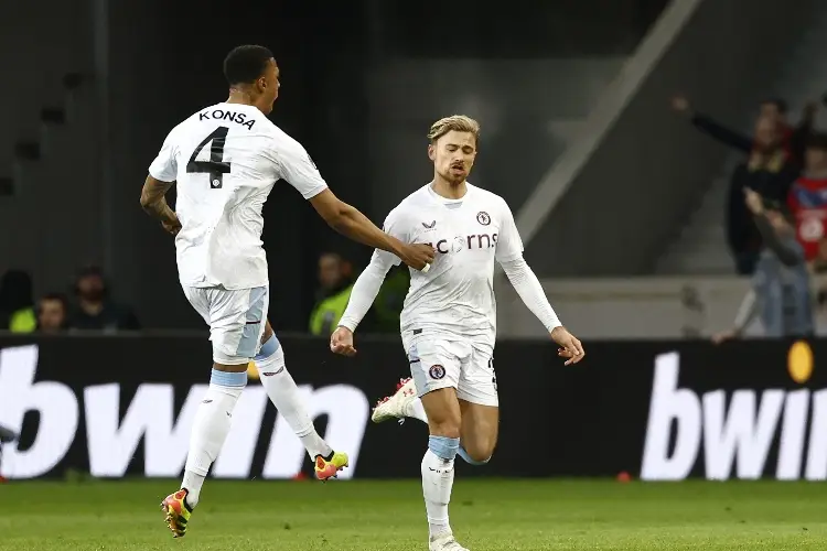 Aston Villa vuelve a semifinales europeas tras 42 años