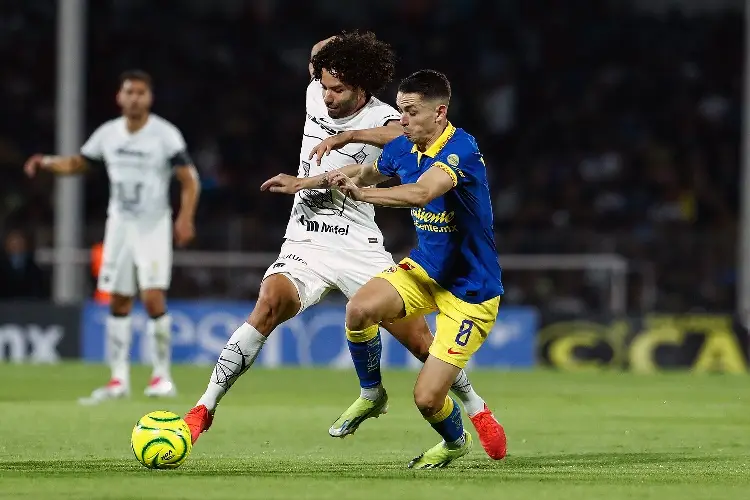 Pumas le pega al América con todo y remontada