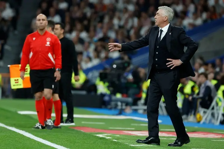 Ancelotti defiende a los árbitros tras quejas de Xavi